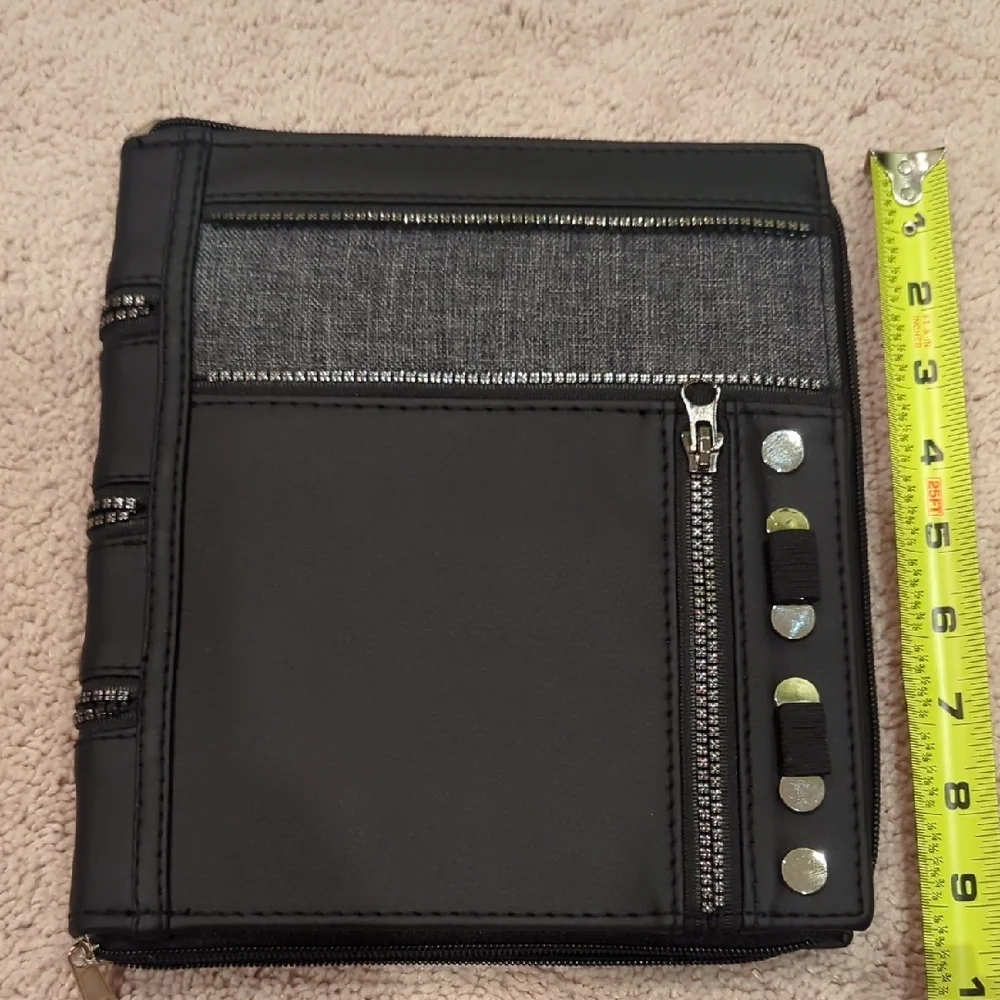 Zip Q.Me Tablet Case
